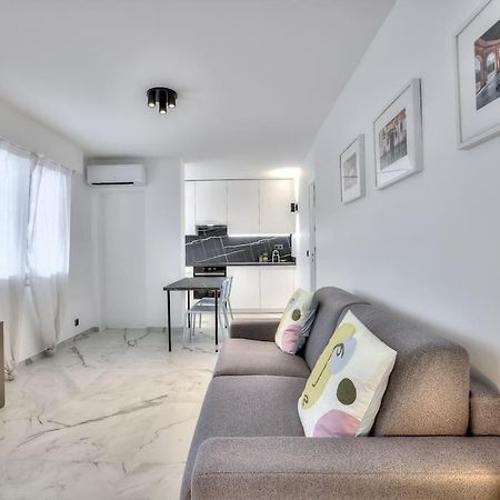 The White Cocoon In Antibes City Exterior photo